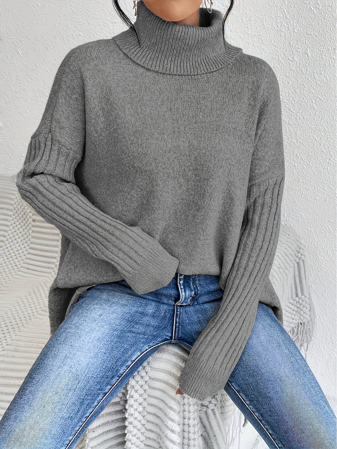 Léïna™ – Le Pull Col Montant Doux & Décontracté