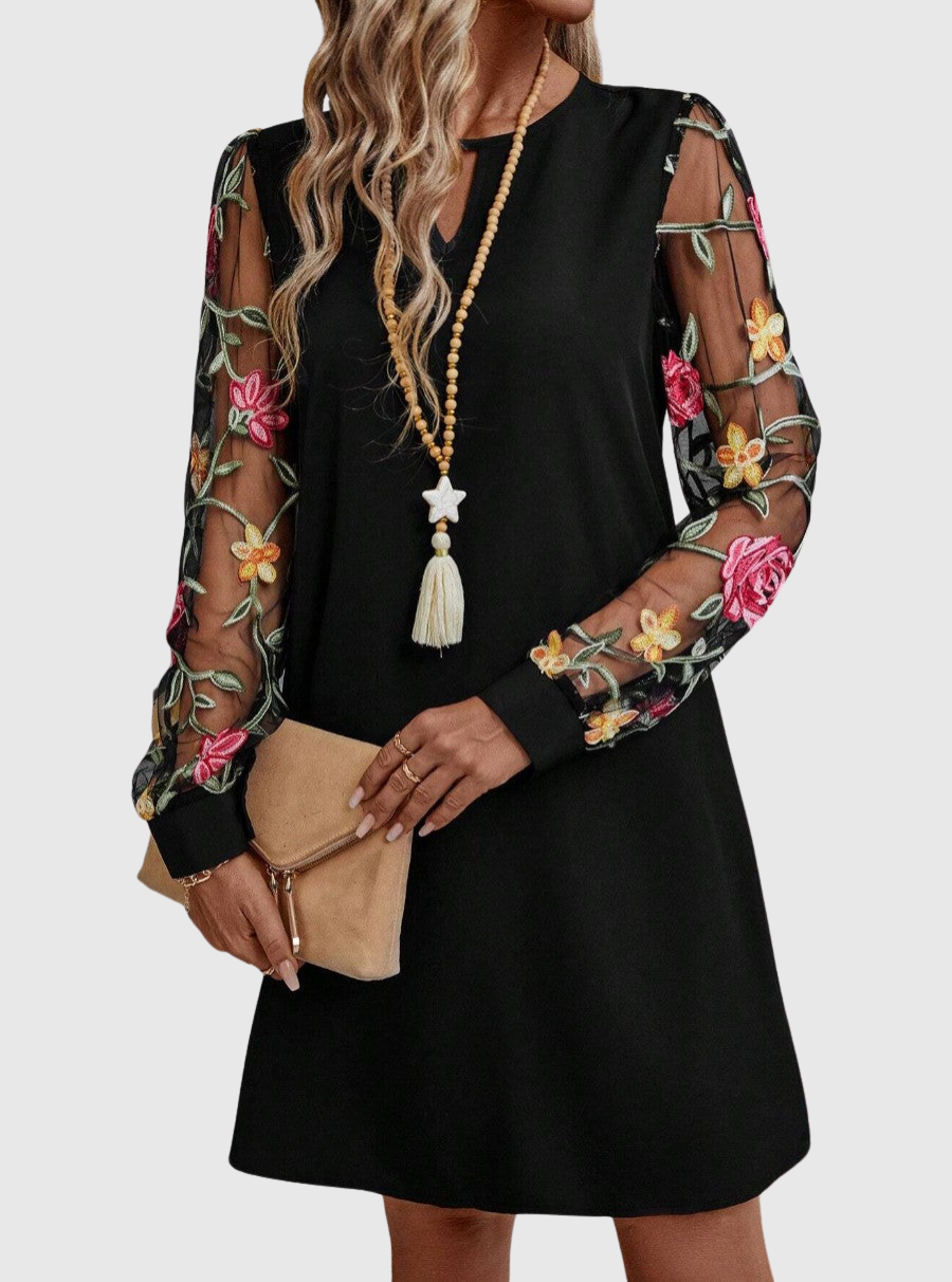 Émilienne™ – Élégance florale douce et féminine