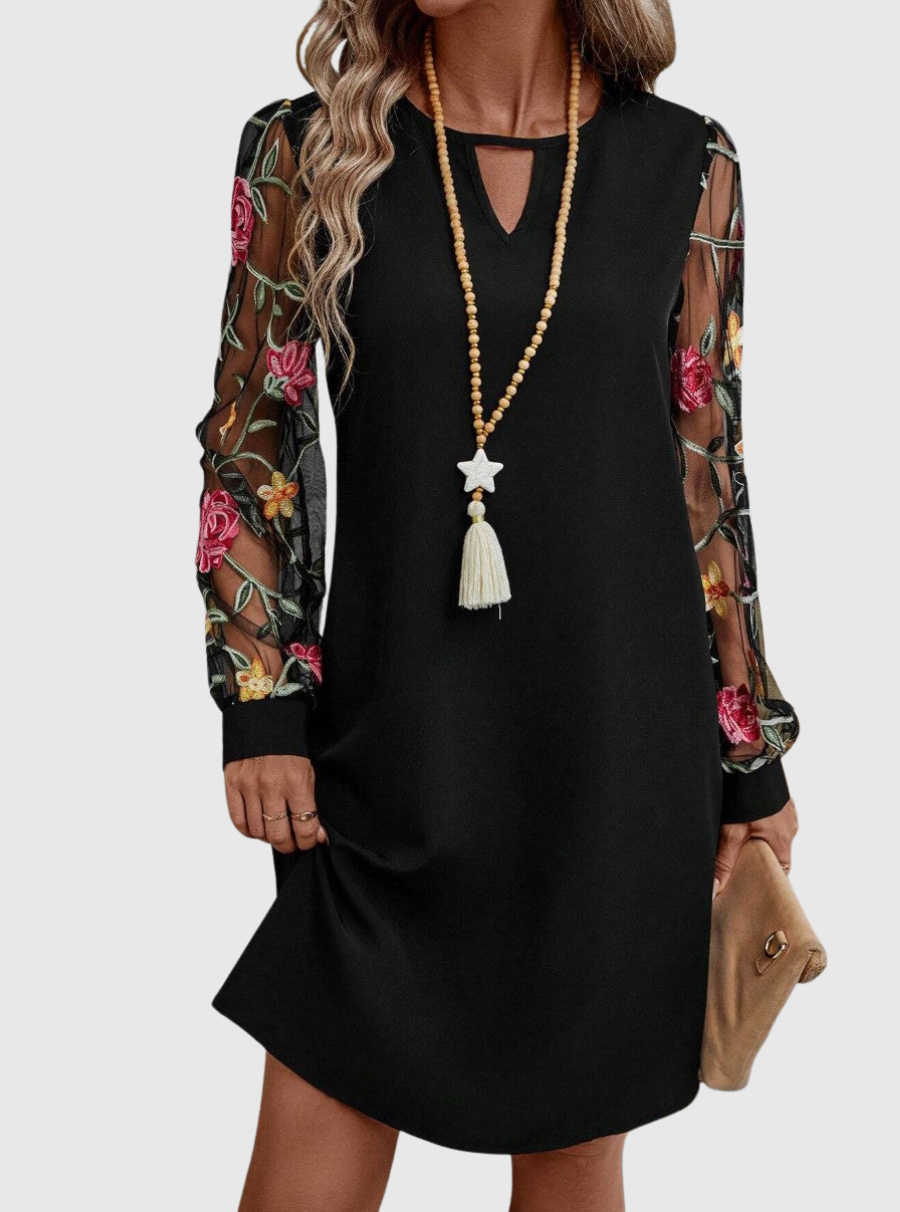 Émilienne™ – Élégance florale douce et féminine