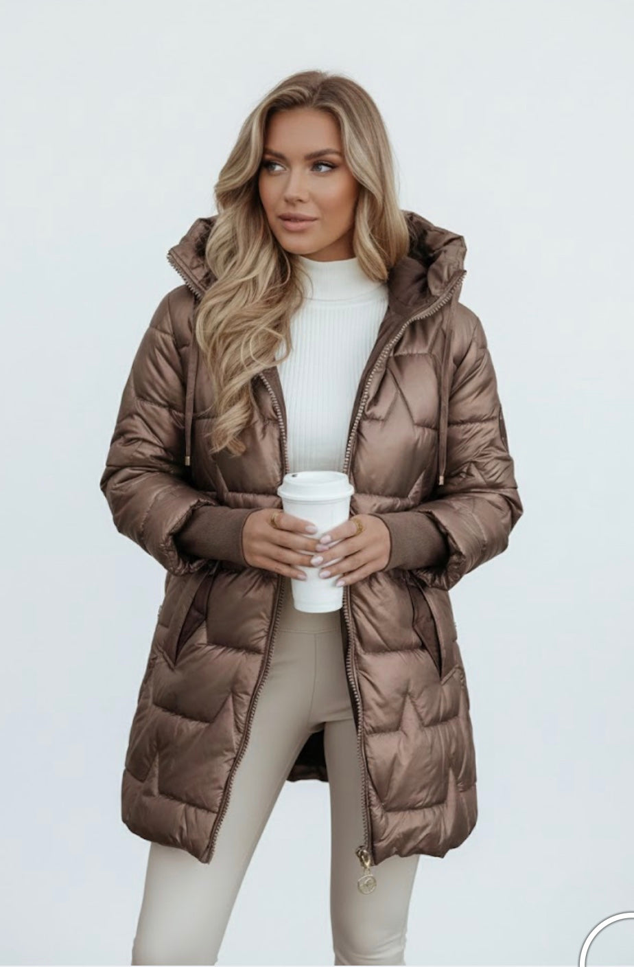 Almée™ – La Doudoune Longue Élégance d’Hiver