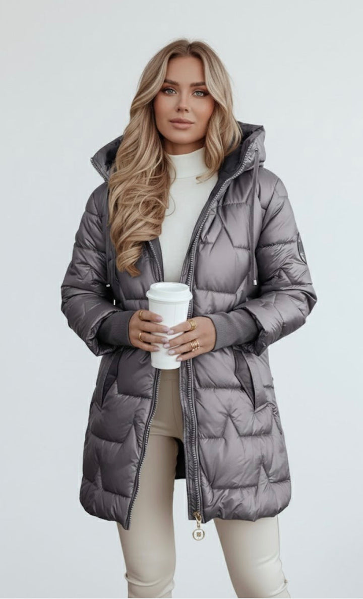 Almée™ – La Doudoune Longue Élégance d’Hiver